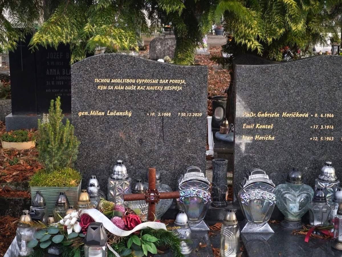 Uctenie si pamiatky gen. Lučanského – Martin